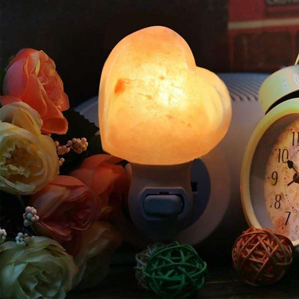 Jiageng JG20375559 Himalayan Heart Shaped Crystal Wall Plug Salt EU Lamp