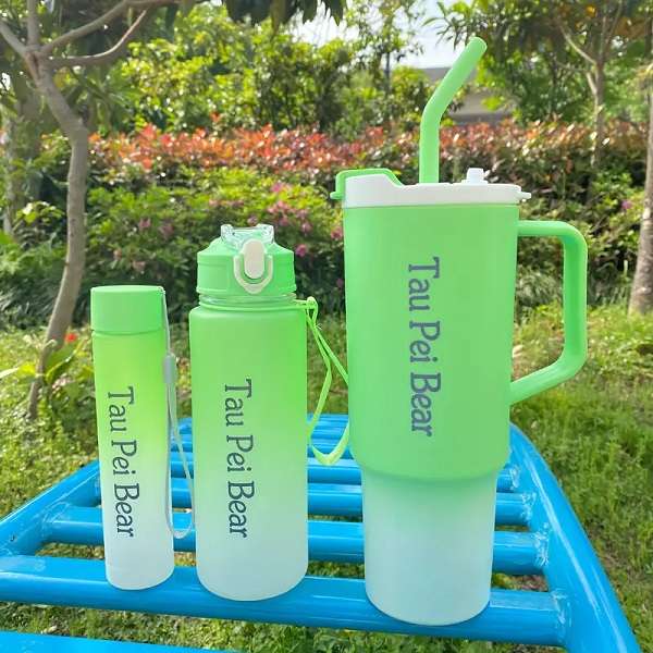 Tau Pei Bear 3 In 1 Water Bottles With Straw And Stickers