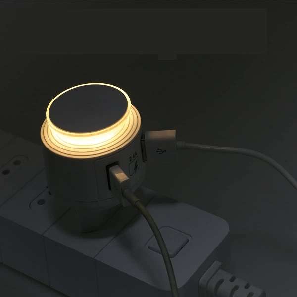 12W 2-Pin Wall Charger with Dual USB Ports LED Touch Lamp 2.4A