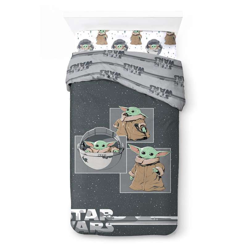 Mandalorian - The Curious Child 5 Piece Reversible Bed Set