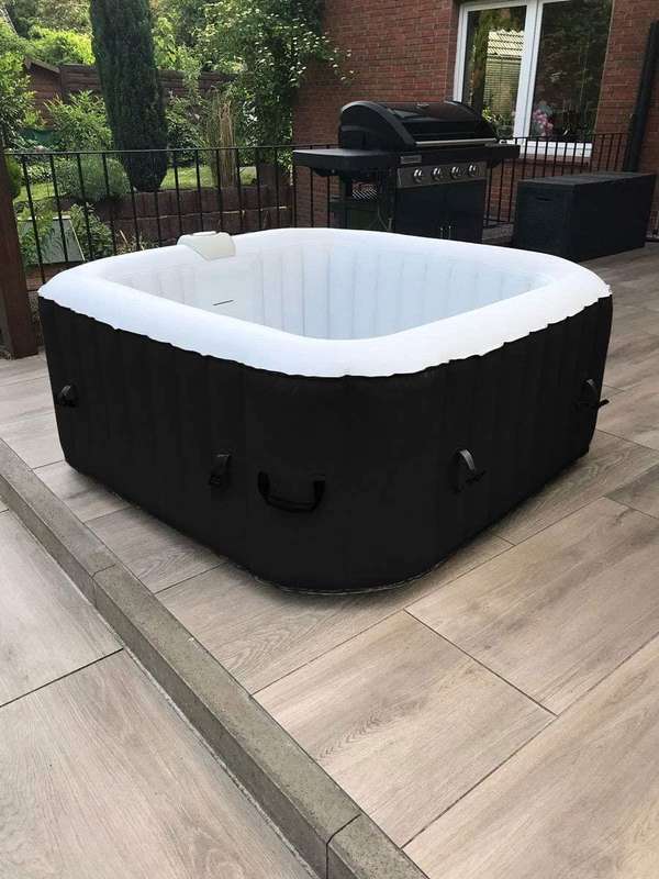 Xq Max - Inflatable Jacuzzi