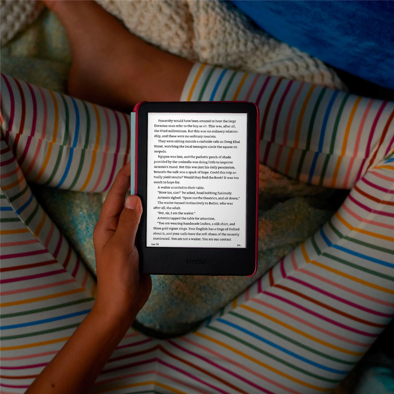 Amazon Kindle Kids - 11th Gen - 6" - 16GB - Ocean Explorer Bundle