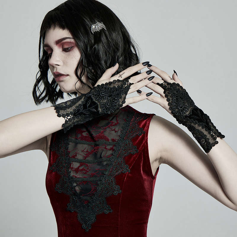 Gothic Lace Gloves