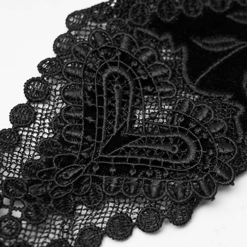 Gothic Lace Gloves