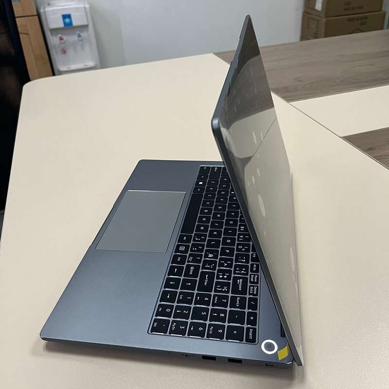 16" Gaming Laptop Ryzen 7 8845HS  16GB RAM & 512GB SSD
