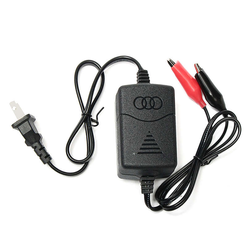 Auto Car Truck Motorcycle 12V 1300mA Smart Compact Battery Charger US Plug