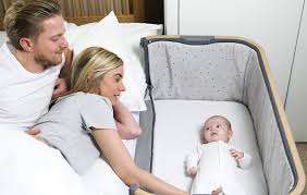 Baby Crib Portable Bedside Sleeping Crib Baby with  Swing Function