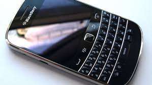 GENUINE Blackberry 9900 WHITE, BOXED with accessories, UNLOCKED