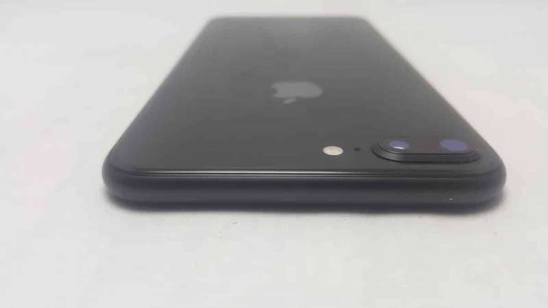 iPhone 8 Plus Space Gray 64GB - Excellent Condition! (6 Month Warranty)