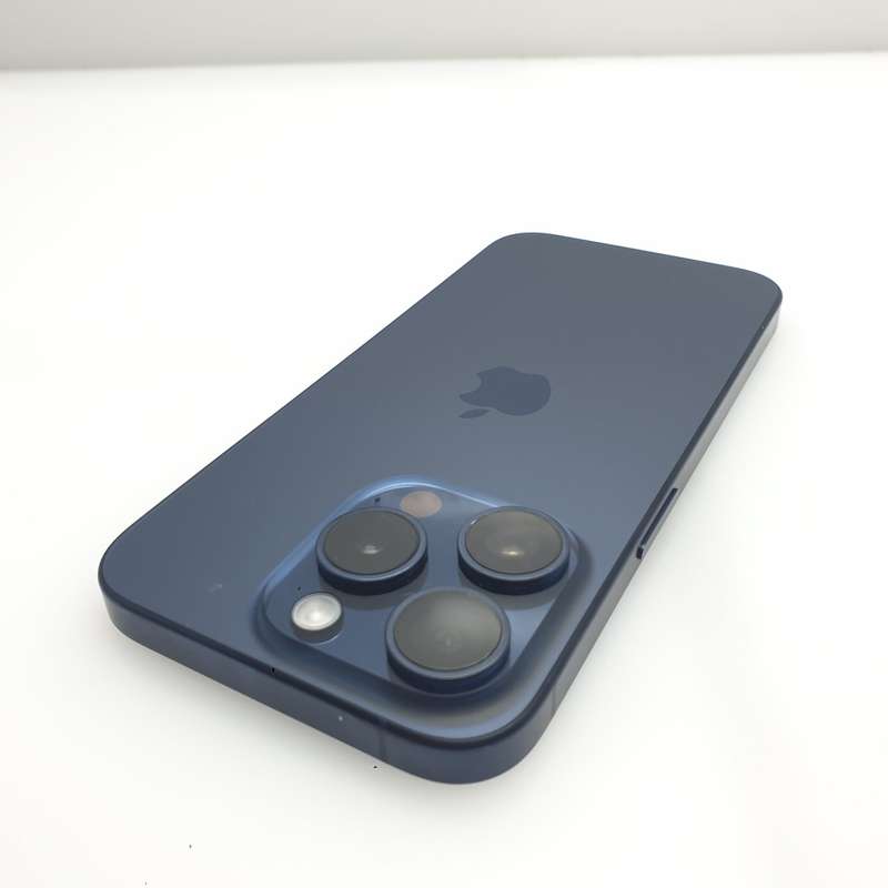 iPhone 15 Pro 256GB Blue Titanium (12 Month Warranty) + Cover Bundle Value: R200