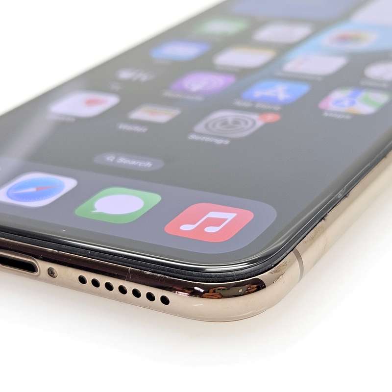 iPhone XS Max 256GB Gold (6 Month Warranty) + Cover Bundle Value: R200