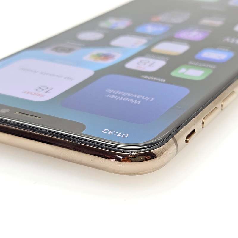 iPhone XS Max 256GB Gold (6 Month Warranty) + Cover Bundle Value: R200