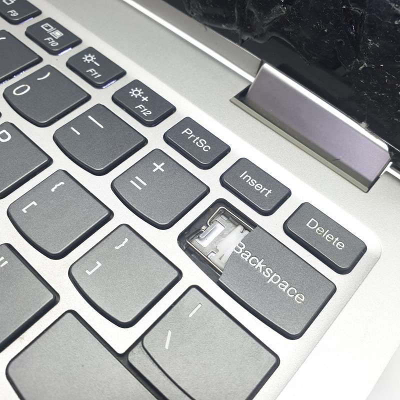 Lenovo Yoga 730-13IKB "Core i5" 1.80GHz 8GB RAM 256GB SSD | No TouchScreen Damaged Backspace Key ...