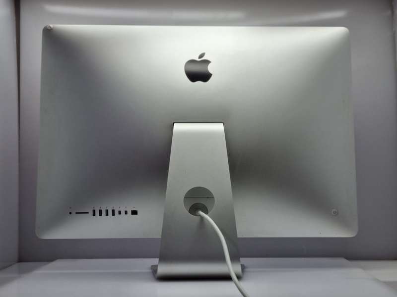 iMac 27-Inch "Core i5" 3.2 GHz (5K, Late 2015) 8GB RAM 1TB Fusion Drive Silver (12 Month Warranty)