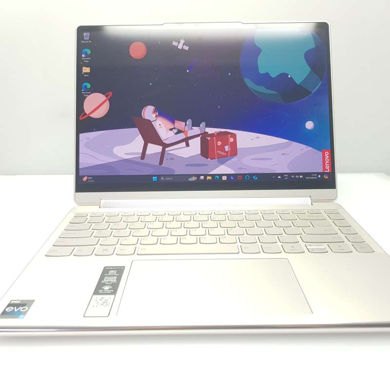 Lenovo Yoga 9 14IRP8 13th Gen i7 16GB RAM 512GB SSD 2.8K OLED Silver (12 Month Warranty) + Bag Bu...