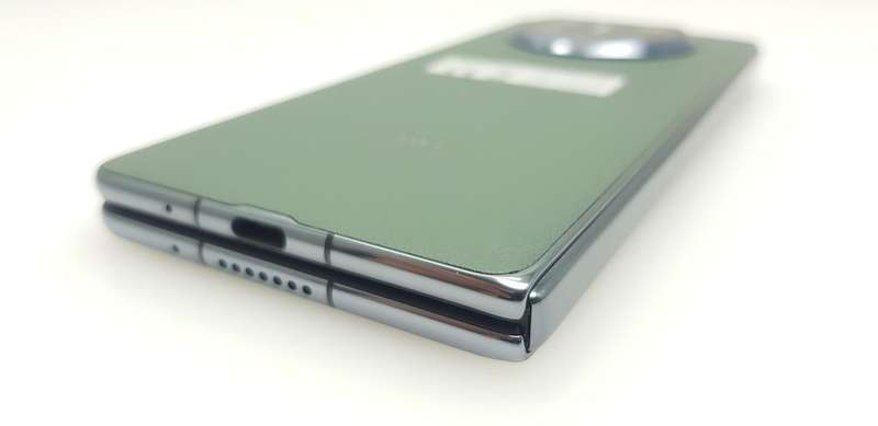 Huawei Mate X3 512GB Dual Sim Dark Green (12 Month Warranty) Mint Condition
