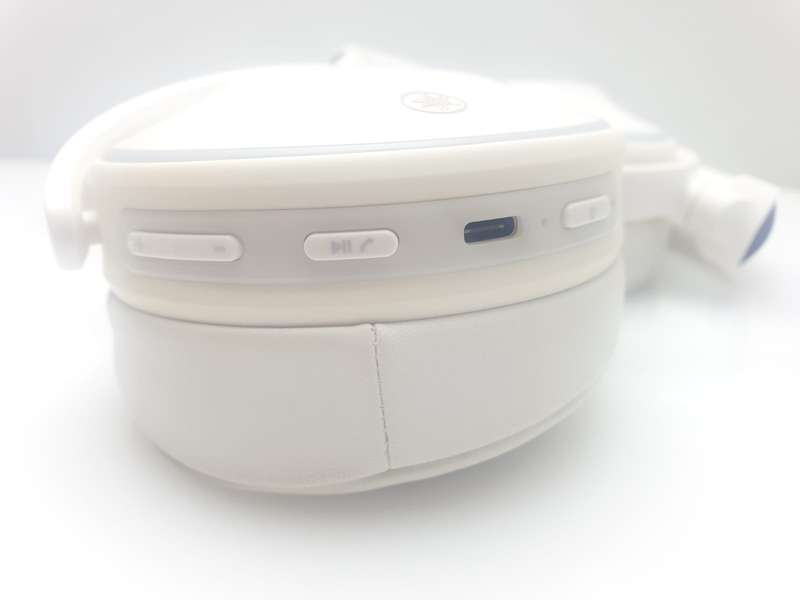 Yamaha YH-E700 Noise Cancelling Headphone White (3 Month Warranty)