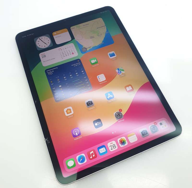 iPad Pro 11" 3rd Gen 1TB Wifi/Cellular Cracked Screen Silver (6 Month Warranty)