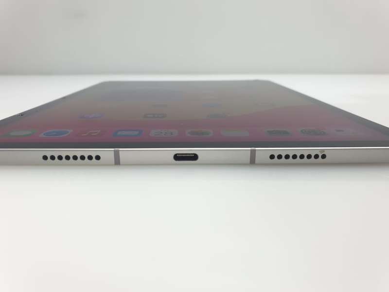 iPad Pro 11" 3rd Gen 1TB Wifi/Cellular Cracked Screen Silver (6 Month Warranty)