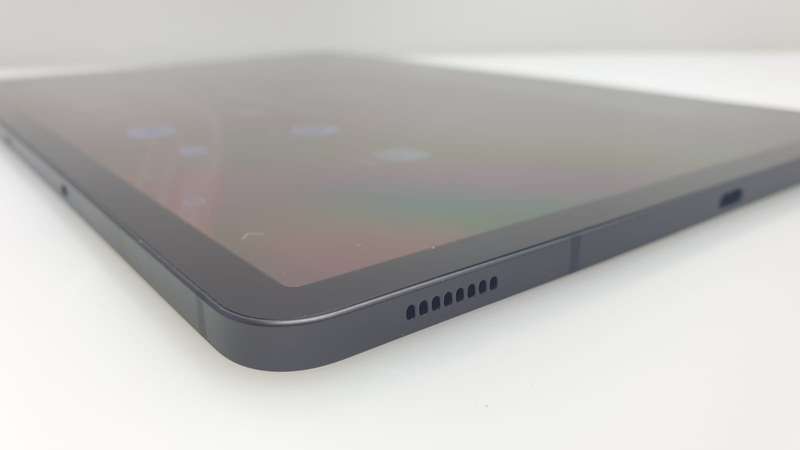Samsung Galaxy Tab S8+ (WIFI &amp; 5G) 256GB Graphite (6 Month Warranty) + Cover Bundle Value: R400