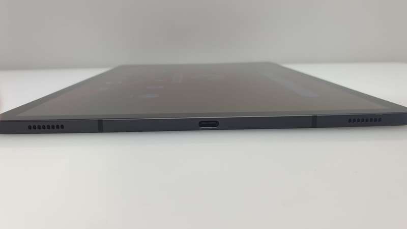 Samsung Galaxy Tab S8+ (WIFI &amp; 5G) 256GB Graphite (6 Month Warranty) + Cover Bundle Value: R400