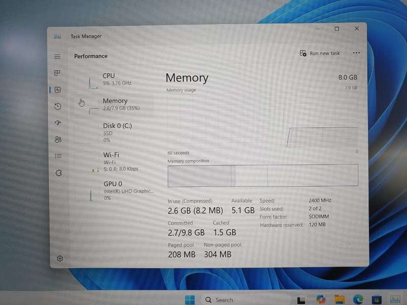 Lenovo IdeaPad S145-15IWL, 2.10GHz, "Core i3-8145U", 8GB RAM, 256GB SSD, Broken Casing, Black