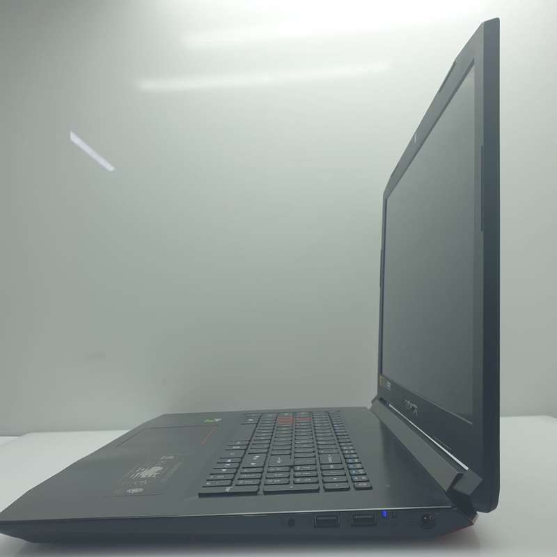 Acer Predator Helios 300 "Core i7" 2.20GHz 32GB RAM 1TBHDD &amp; 128GB SSD ; Keyboard Black (6 Mo...