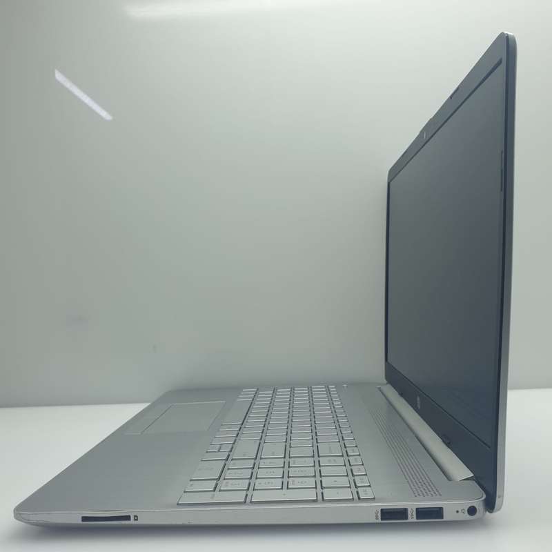 HP 15-dw3028ni "Core i3" 2.00GHz 8GB RAM 256GB SSD Damaged Casing Silver