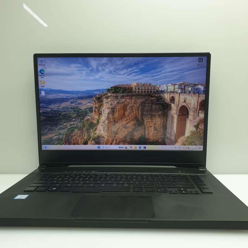 Asus ROG GU502GV i7 32GB RAM 1TB SSD RTX 2060 144Hz Gaming Laptop (2 Year Warranty)