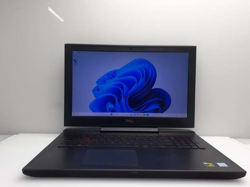Dell Inspiron 15 Gaming 7577 "Core i7" 2.8GHz 32GB RAM 1TB HDD + 128GB SSD Black (12 Month Warranty)