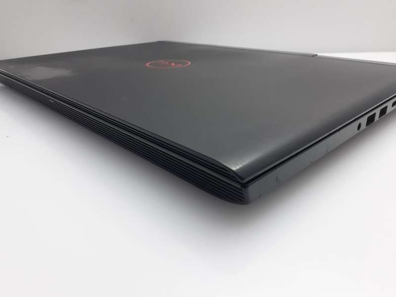Dell Inspiron 15 Gaming 7577 "Core i7" 2.8GHz 32GB RAM 1TB HDD + 128GB SSD Black (12 Month Warranty)