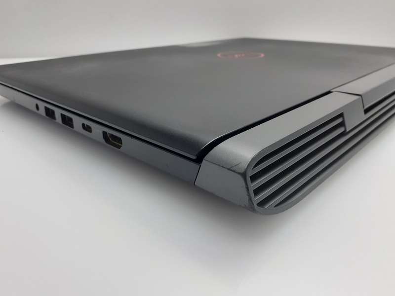Dell Inspiron 15 Gaming 7577 "Core i7" 2.8GHz 32GB RAM 1TB HDD + 128GB SSD Black (12 Month Warranty)