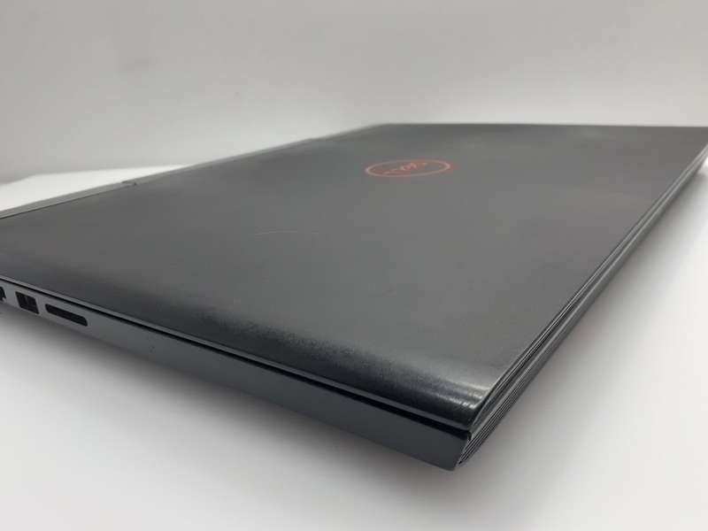 Dell Inspiron 15 Gaming 7577 "Core i7" 2.8GHz 32GB RAM 1TB HDD + 128GB SSD Black (12 Month Warranty)