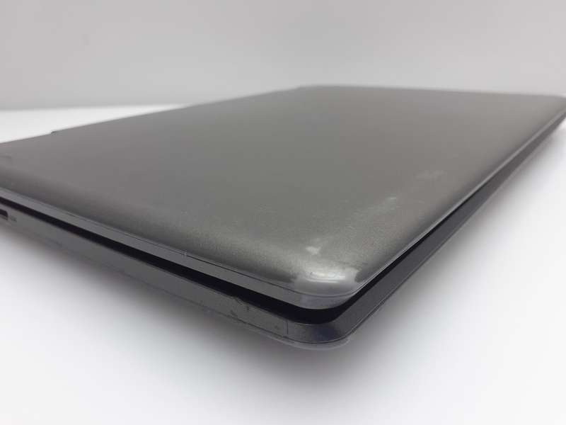 Dixon CW14Q1P 2 In 1 Notebook 4GB RAM 64GB Generic SLD | Cracked Screen and Casing | Grey