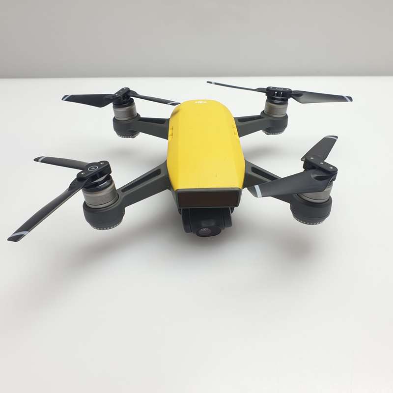 DJI Spark Sunrise Yellow (6 Month Warranty) + 1 Battery + Charger + Controller + 1 Doc + Carry Case