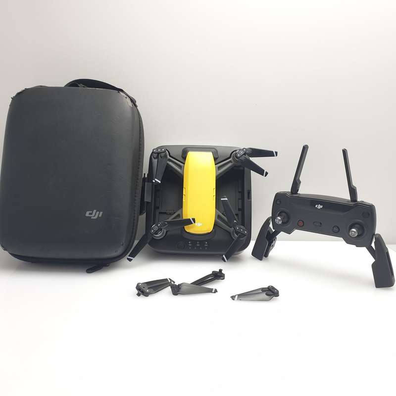 DJI Spark Sunrise Yellow (6 Month Warranty) + 1 Battery + Charger + Controller + 1 Doc + Carry Case