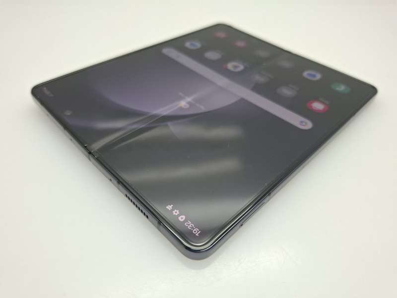 Samsung Galaxy Z Fold 5 256GB Phantom Black (12 Month Warranty)