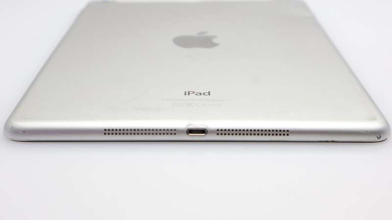 iPad Air 32GB (Wi-Fi/ Cellular) Front Camera And Home Button Issue Silver