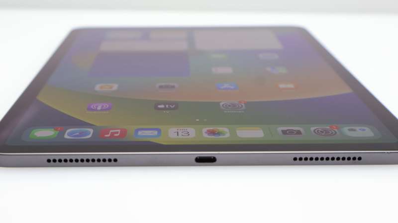 iPad Pro 11" 2nd Gen 128GB (Wi-Fi Only) Cracked Screen Space Grey