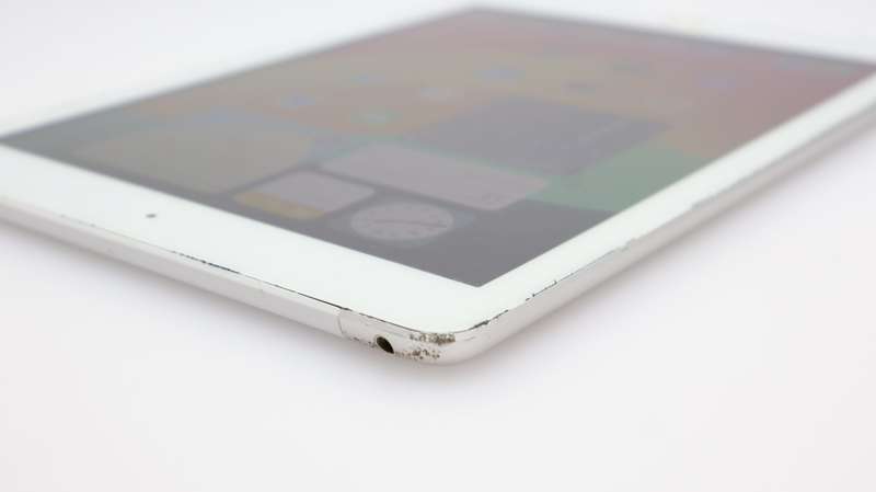 iPad 9.7" 6th Gen 128GB (Wi-Fi/ Cellular) Touch ID Not Working Silver