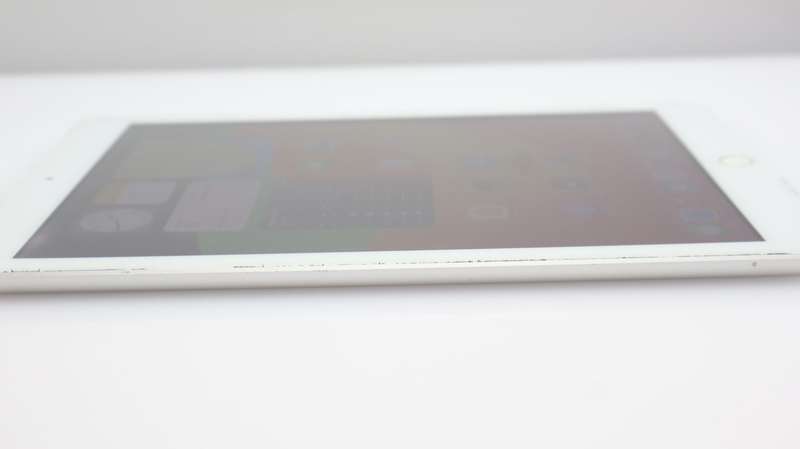iPad 9.7" 6th Gen 128GB (Wi-Fi/ Cellular) Touch ID Not Working Silver
