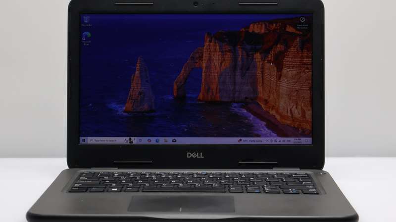 Dell Latitude 3310 2-In-1 "Core i3" 2.10GHz 8GB 256GB SSD Minor Bright Spots And Used Battery Black