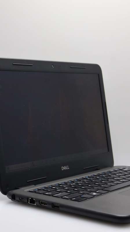 Dell Latitude 3310 2-In-1 "Core i3" 2.10GHz 8GB 256GB SSD Minor Bright Spots And Used Battery Black