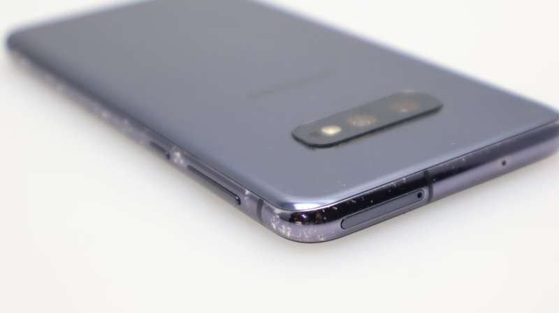 Samsung Galaxy S10e 128GB Dual Sim Cracked Screen Prism Black