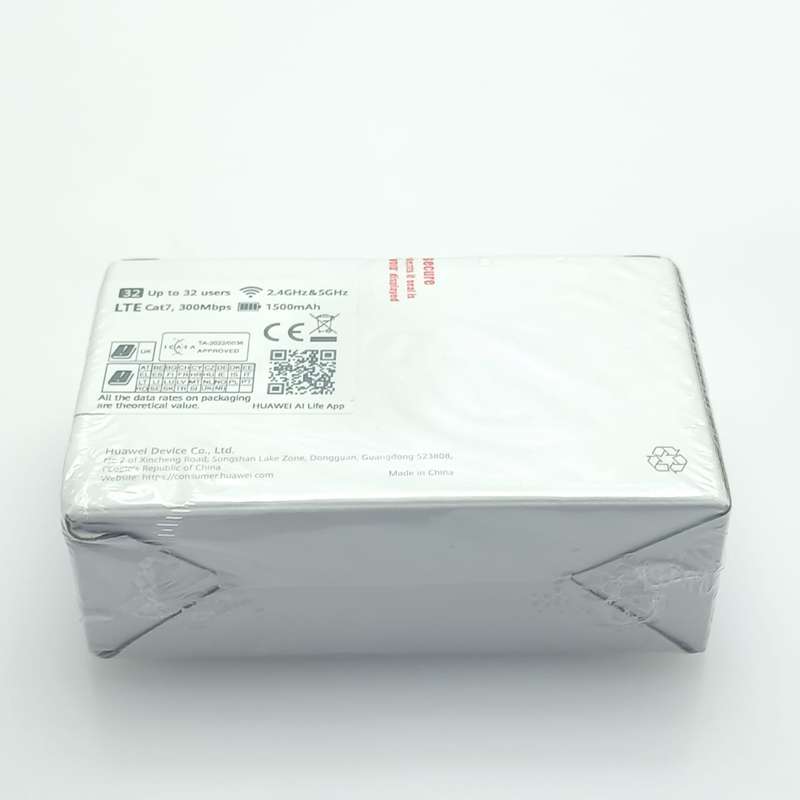Hisense U40 16GB Dual Sim Navy Blue -  + Free Huawei Mobile WiFi