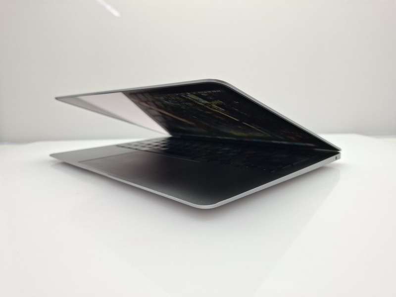 MacBook Air 13-inch "Core i3" 1.10@GHz (2020) 8GB RAM 256GB SSD Space Gray (12 Month Warranty)