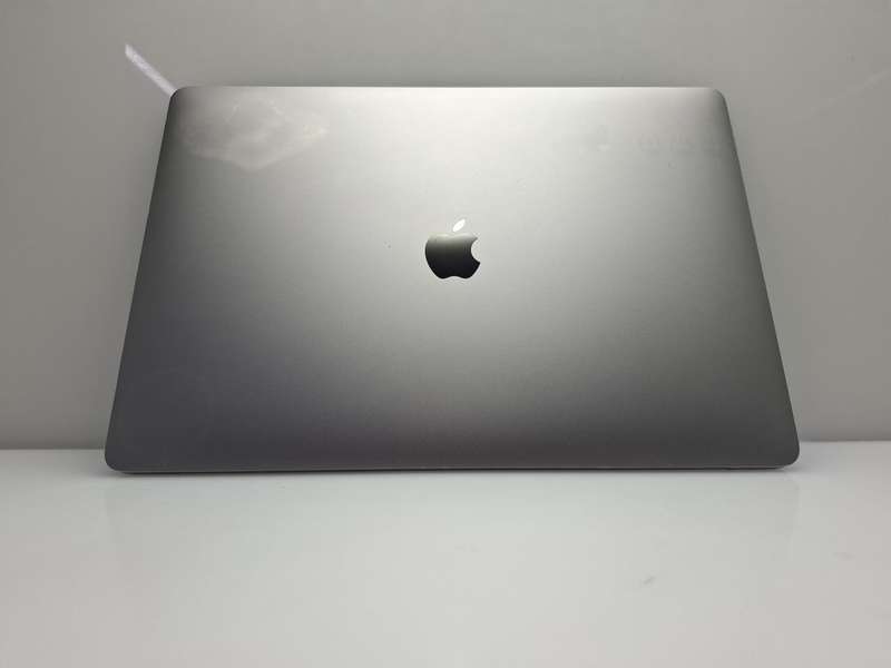 MacBook Pro 15-Inch "Core i7" 2.6GHz (TouchBar, 2019) 16GB RAM 256GB SSD Space Grey (12 Month War...