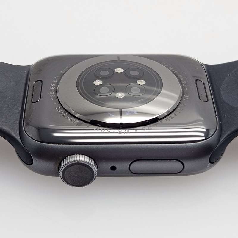 Apple Watch Series 6 Nike 44mm GPS Only Audio Not Working Space Gray