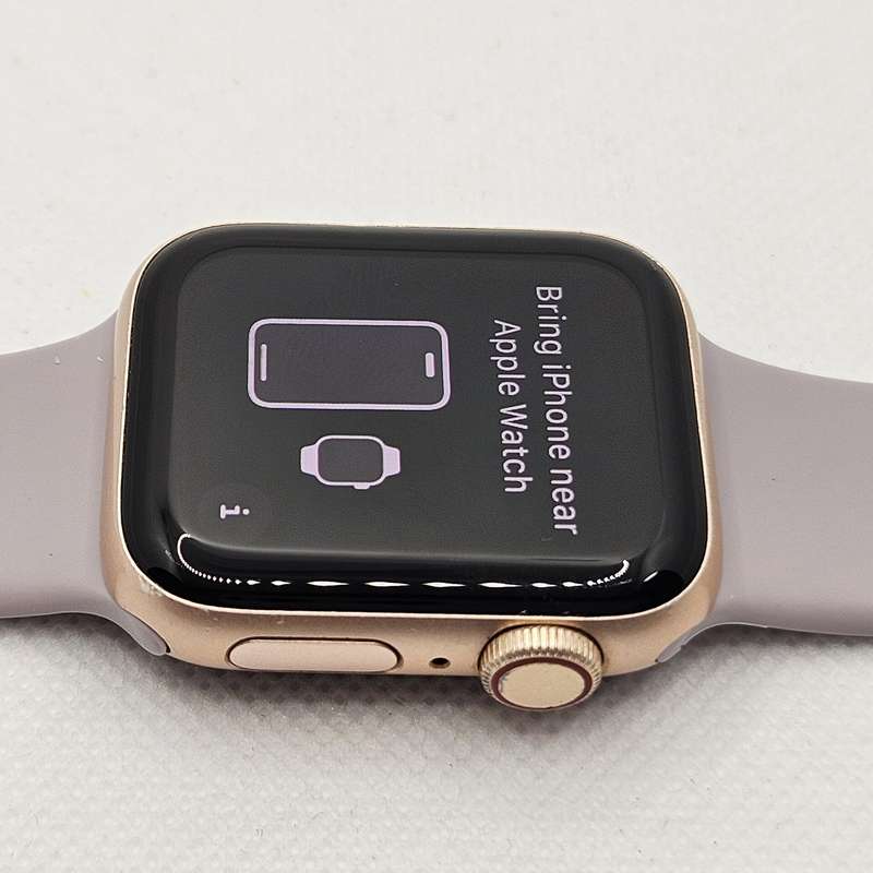 Apple Watch SE 40mm LTE Rose Gold (3 Month Warranty) - With Beige Straps