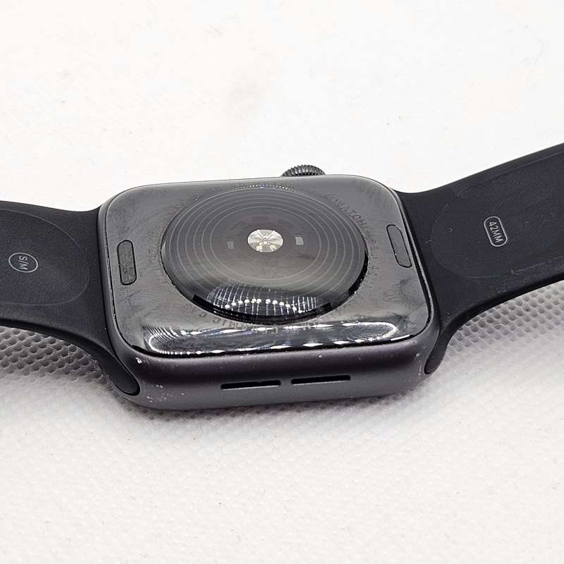 Apple Watch Series SE 40mm GPS Only Space Gray (3 Month Warranty)